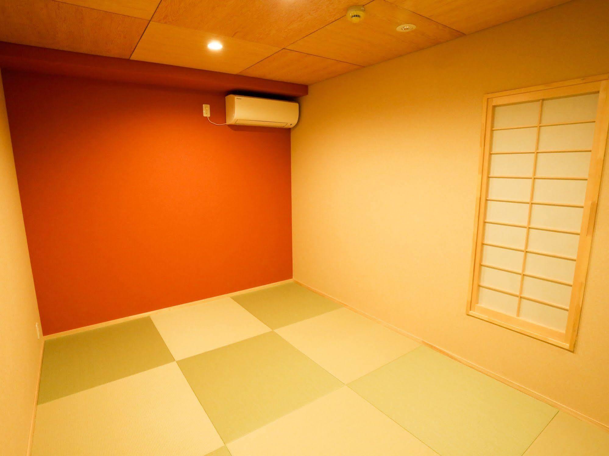 Fuku Hostel Namba Осака Екстер'єр фото