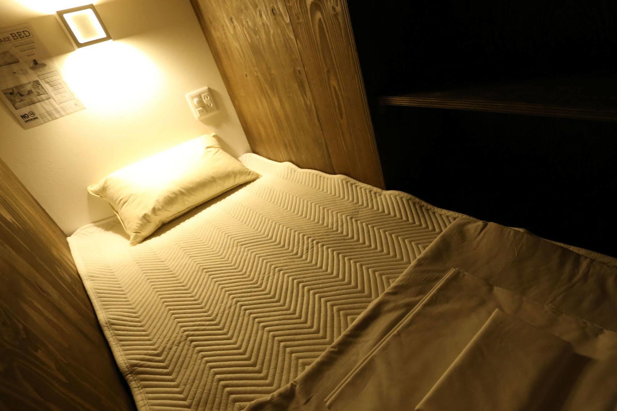 Fuku Hostel Namba Осака Екстер'єр фото