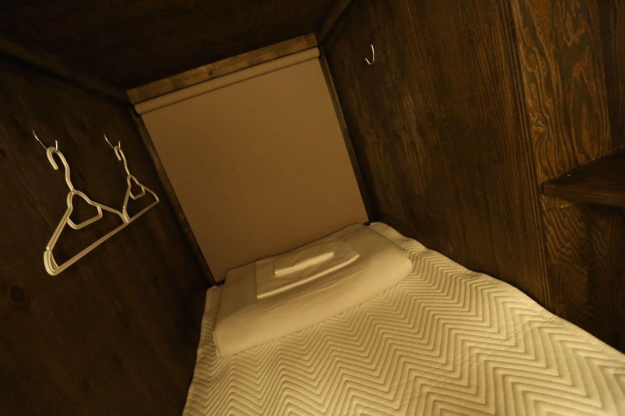Fuku Hostel Namba Осака Екстер'єр фото